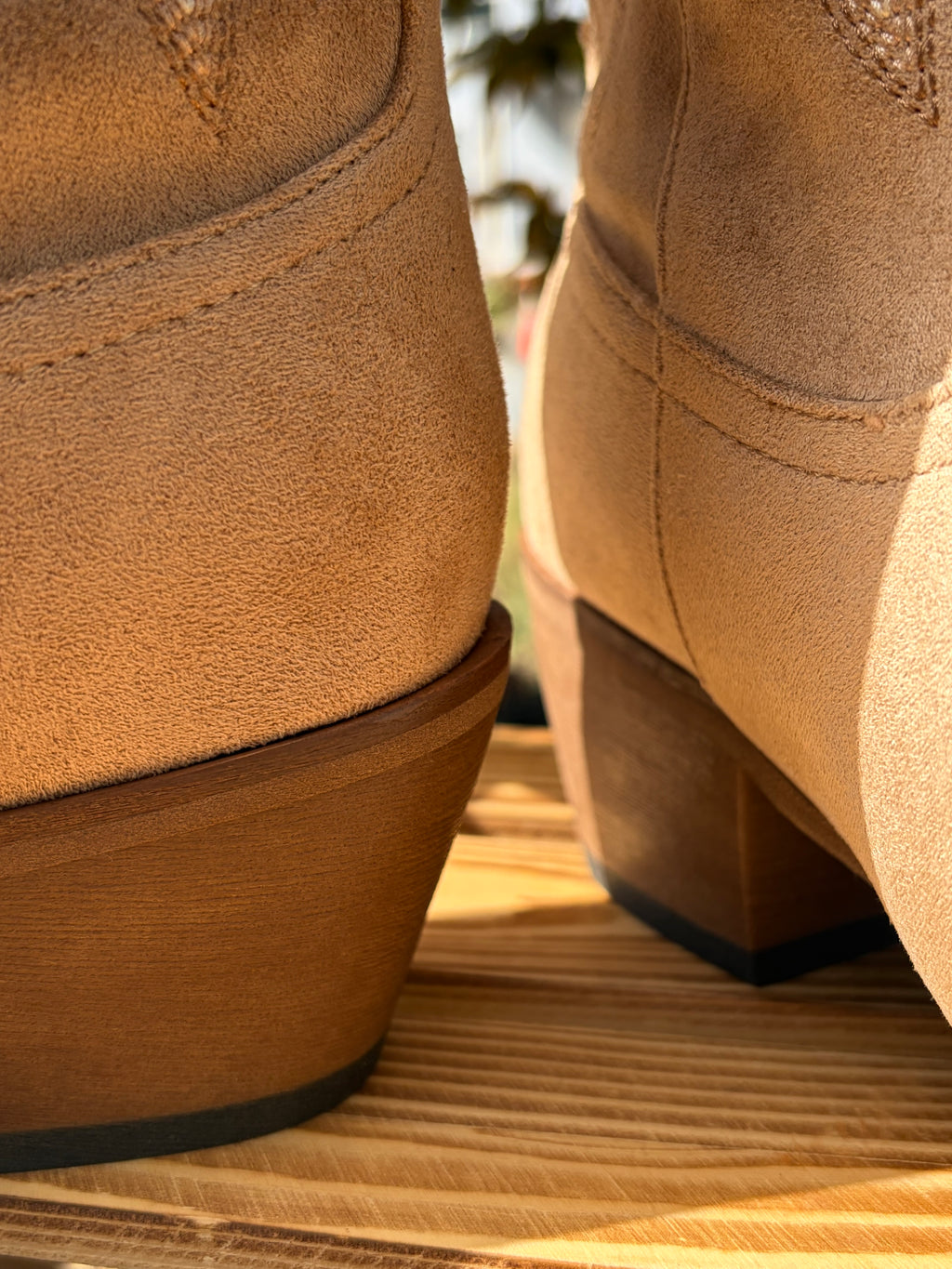 Jiada Cowgirl Boot