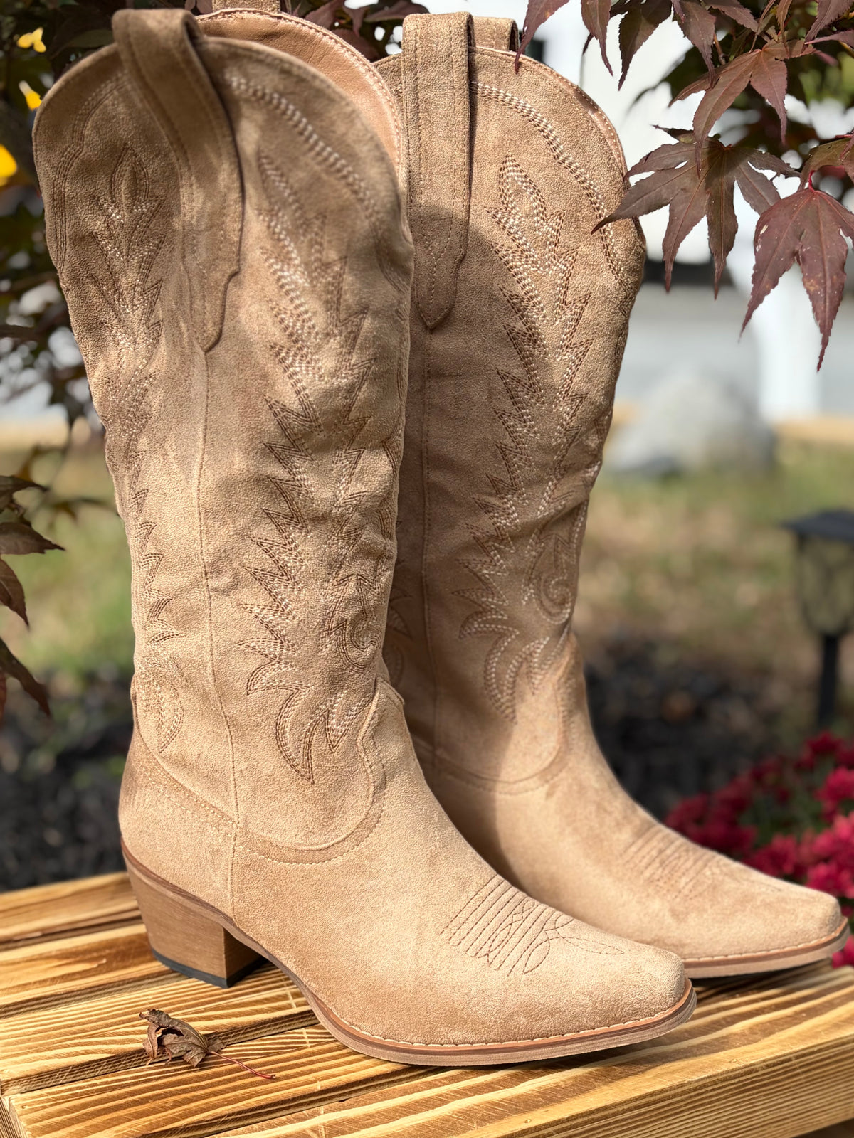 Jiada Cowgirl Boot