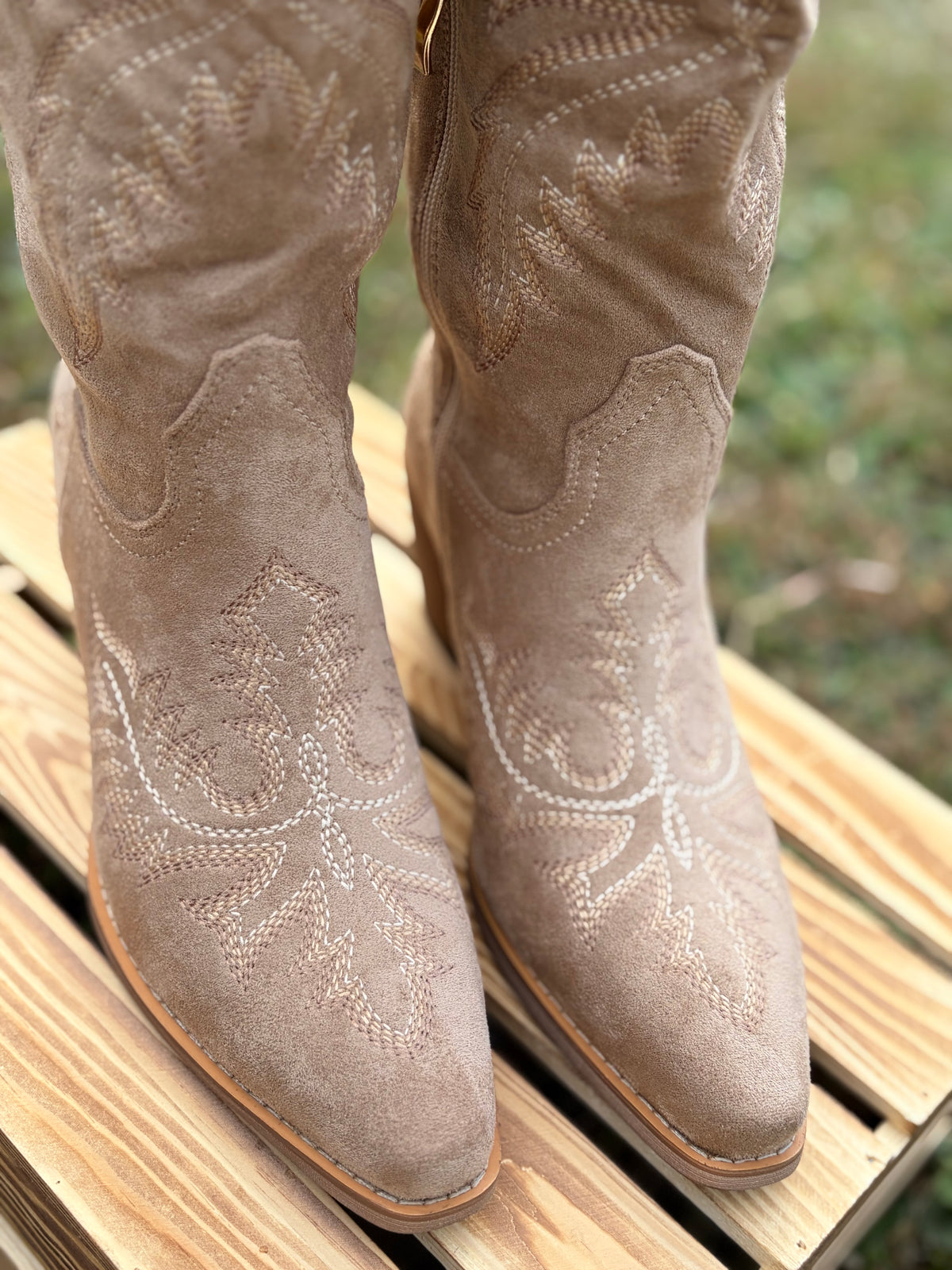 Jiada Cowgirl Boot