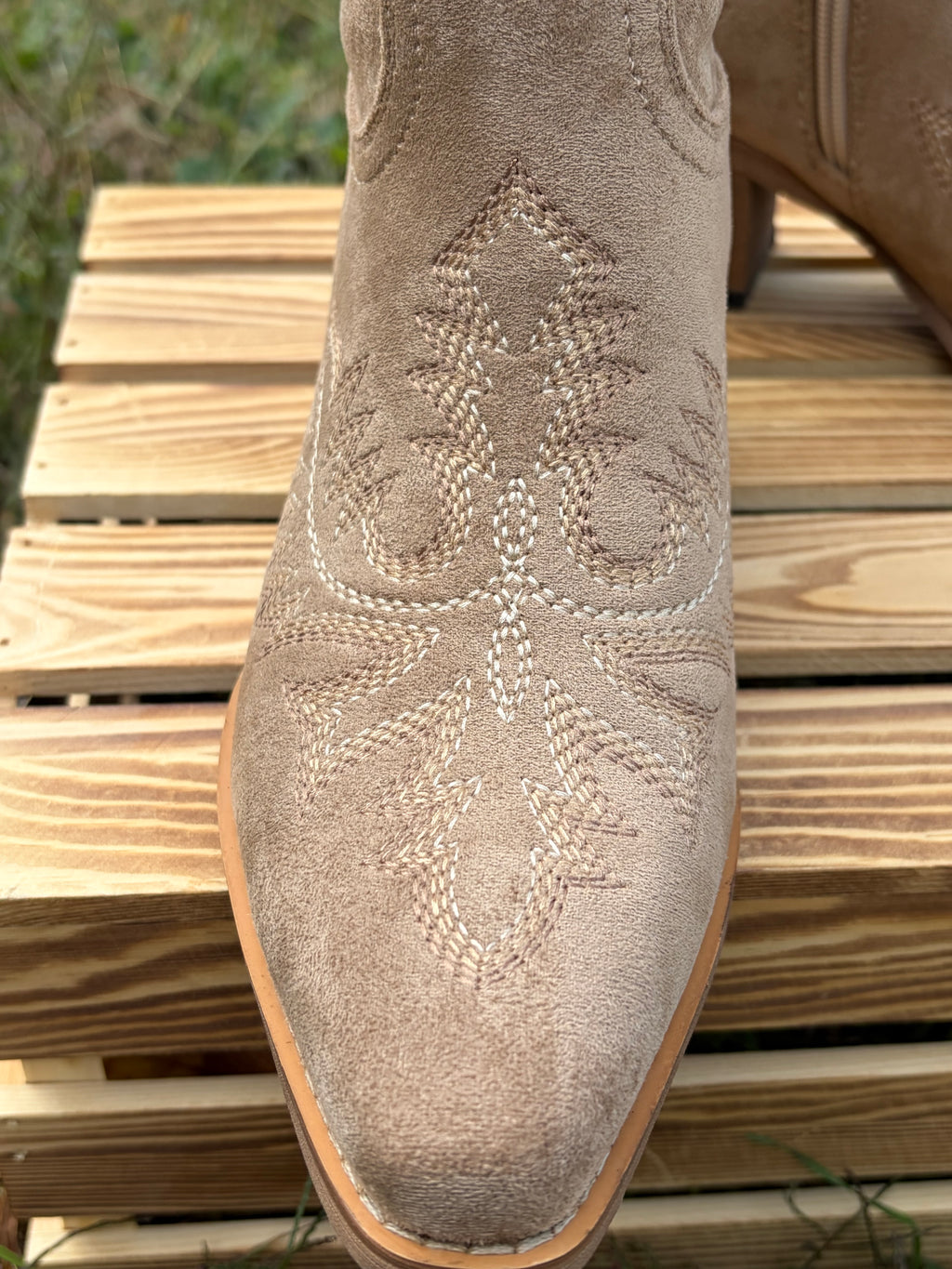 Jiada Cowgirl Boot