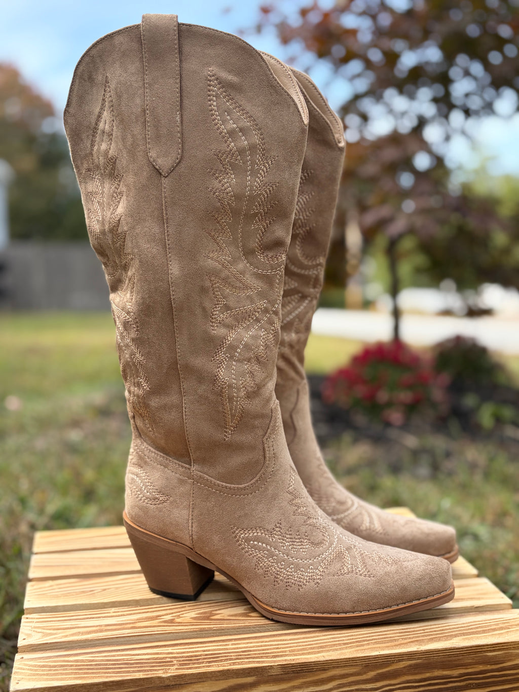 Jiada Cowgirl Boot